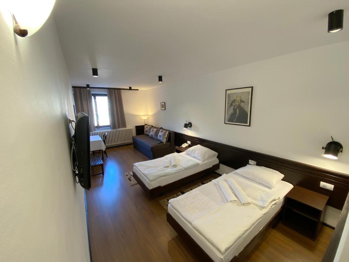 Hotel Komovi 앤드리자비카 외부 사진